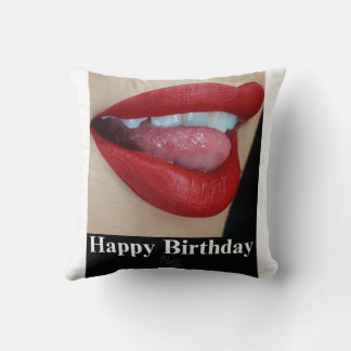 Pillows & Poufs > Throw Pillows
