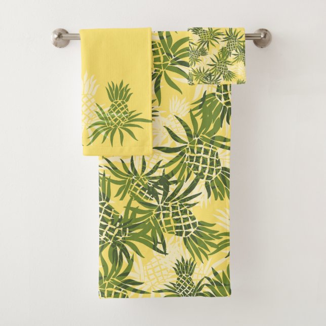 Pineapple Camo Hawaiian Tropical Coordinate-Yellow Bath Towel Set (Insitu)