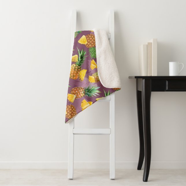 Pineapple Pattern 3 Sherpa Blanket (In Situ)