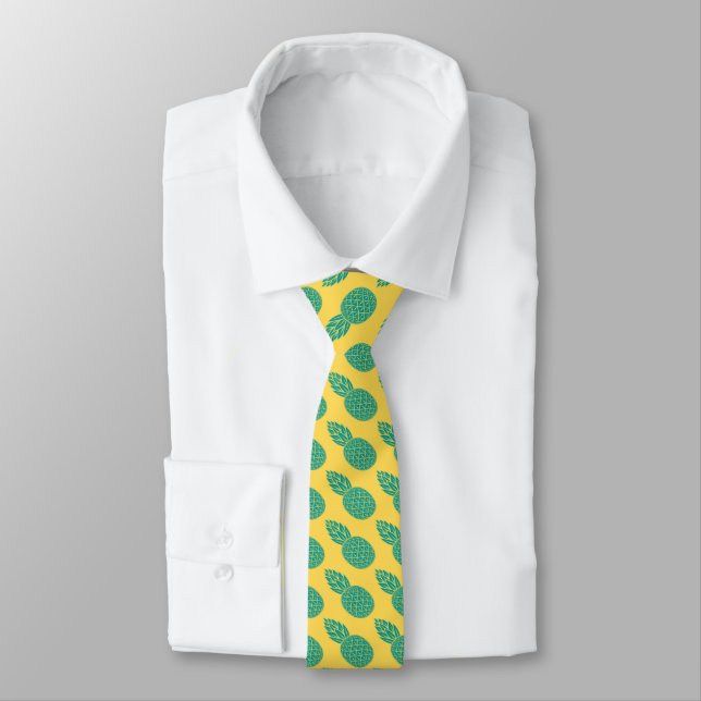 Pineapple Pattern Tie (Shirt)