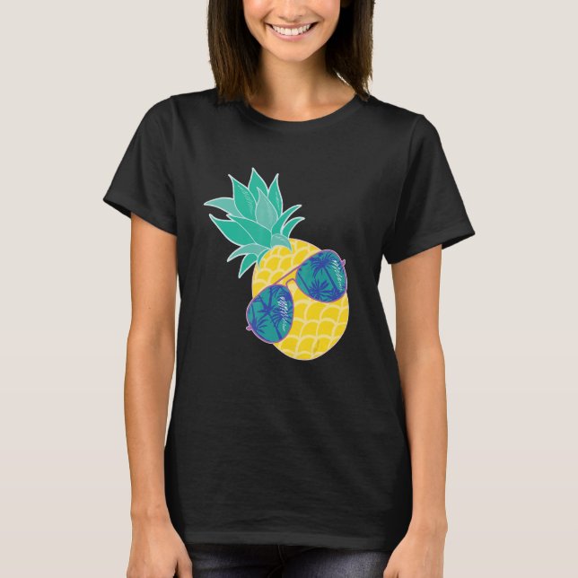 Pineapple Sunglasses Aloha Beaches Hipster Hawaii  T-Shirt (Front)