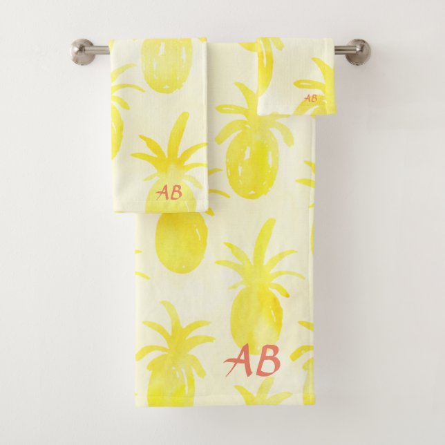 Pineapple watercolour yellow  bath towel set (Insitu)