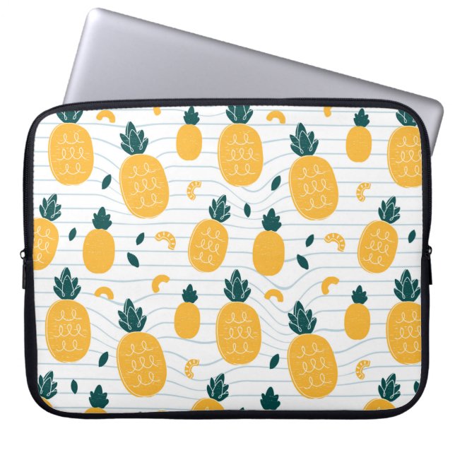 Pineapples seamless pattern laptop sleeve (Front)