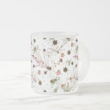 PINECONE AND BERRIES