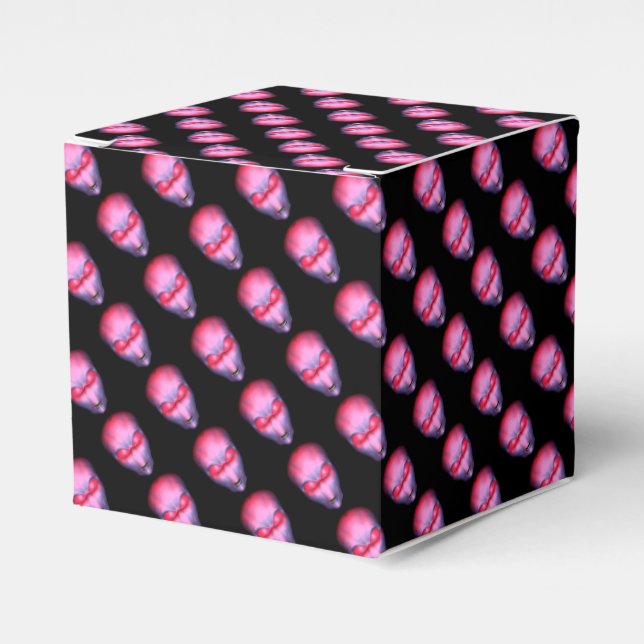Pink Alien Head Favor Boxes (Front Side)