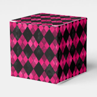 Pink and Black Argyle Party Favor Box