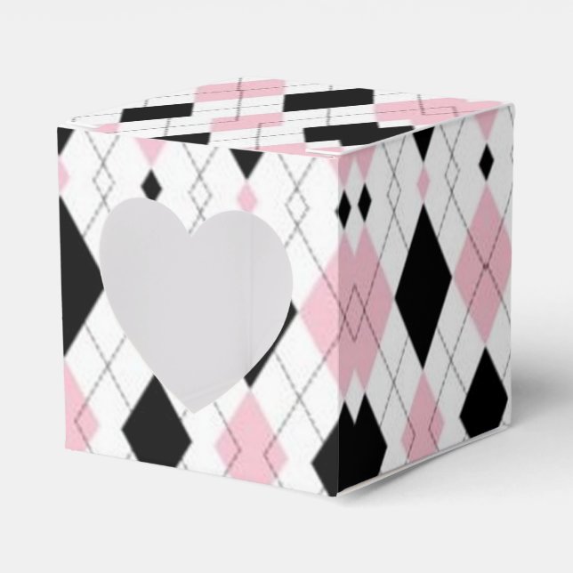 Pink and Black Argyle Pattern Heart Favor Box (Front Side)