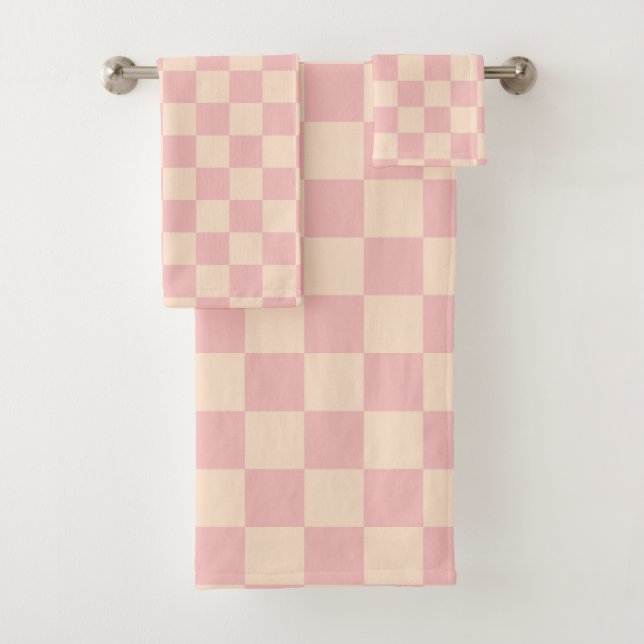 Pink and Cream Checkerboard Bath Towel Set (Insitu)