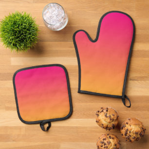 Pink and orange gradient oven mitt & pot holder set