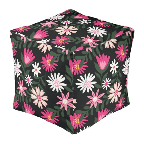 Pink and White Daisy Pattern Pouf