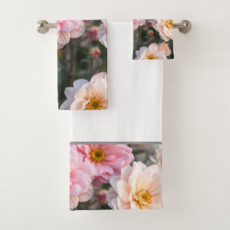 Pink and White Floral Towel Set