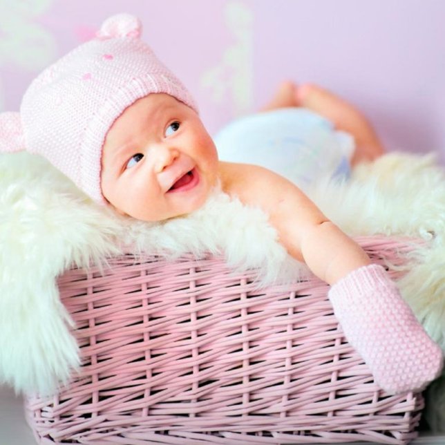 pink baby-shower wrapping paper (Creator Uploaded)