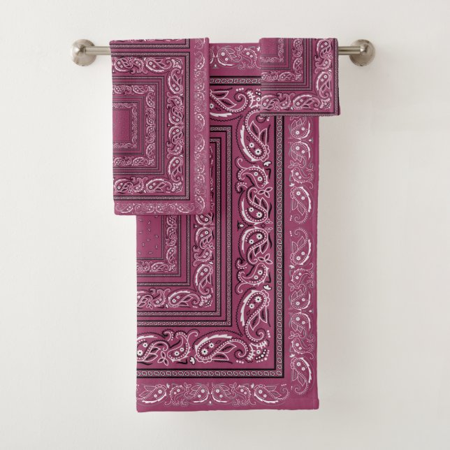 Pink Bandanarama Bath Towel Set (Insitu)