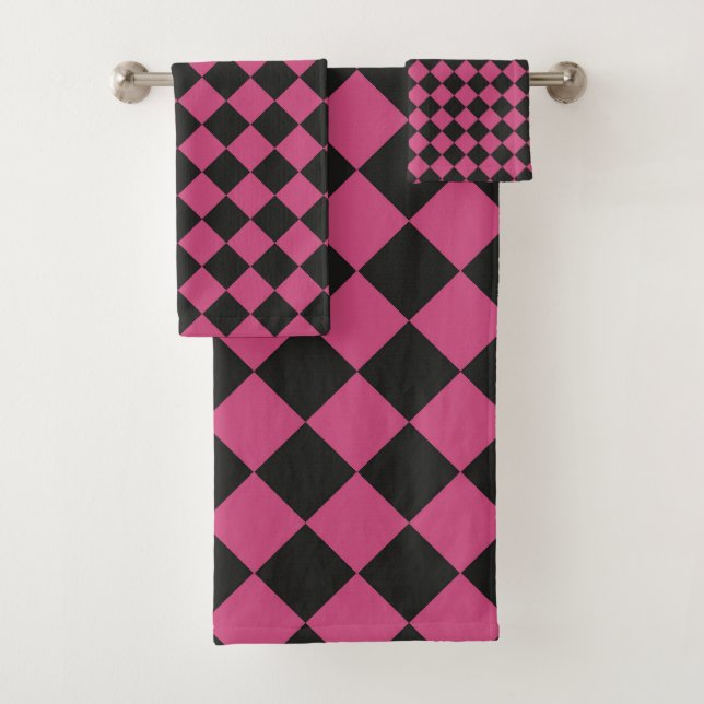 Pink Black Checker Diamond Pattern  Bath Towel Set (Insitu)