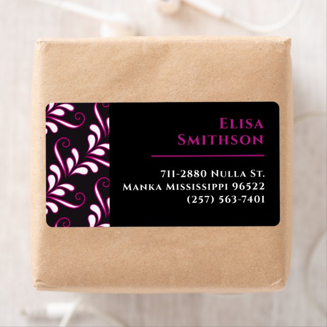   Pink & Black Modern Elegant Girly Damask Pattern Label (Insitu)