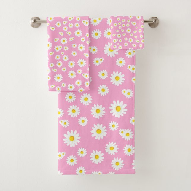 Pink Boho Spring Daisies Pattern Bath Towel Set (Insitu)