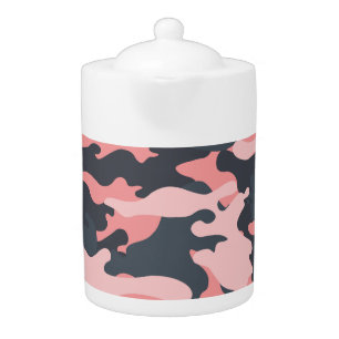 Pink Camouflage: Classic Vintage Pattern Teapot