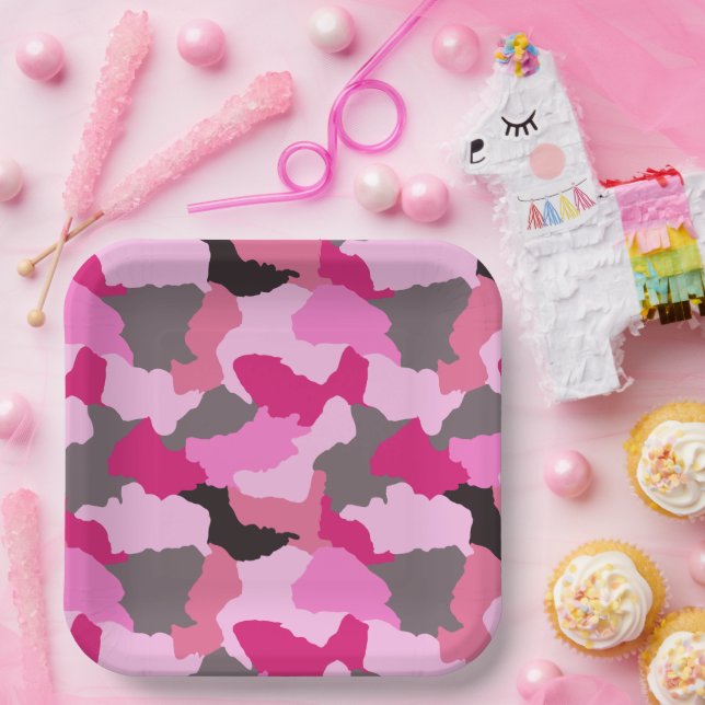 Pink Camouflage Paper Plates (Party)