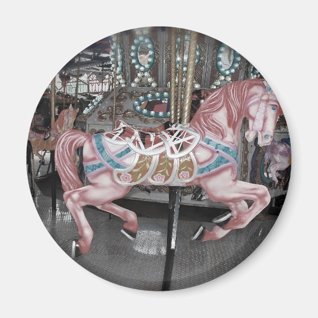 Pink carousel horse magnet (Front)