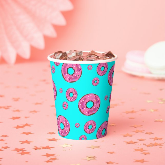 Pink cream donuts paper cups (Insitu)