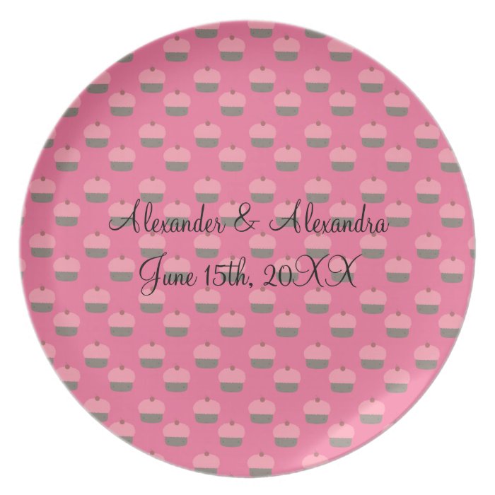 Pink cupcake wedding favors plate