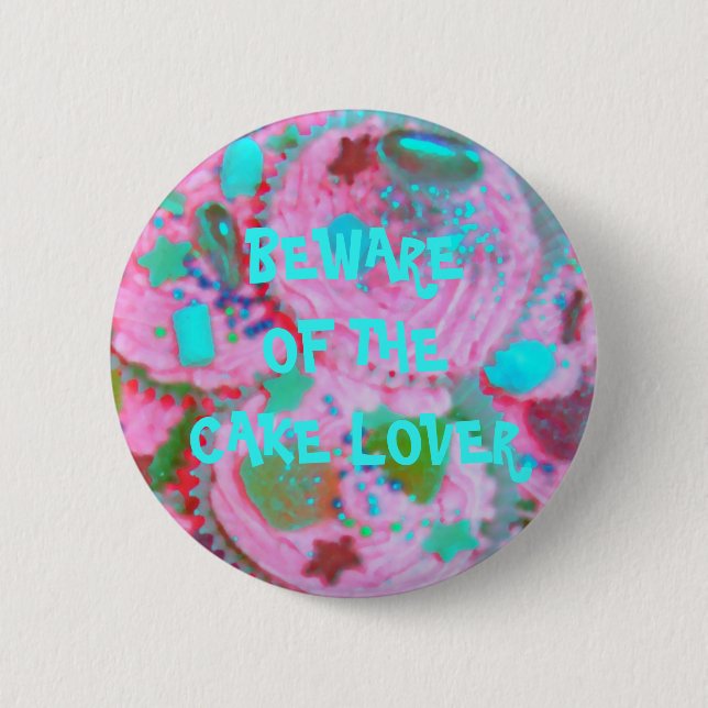 Pink Cupcakes 'cake lover' button badge (Front)