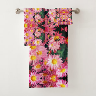 Pink Daisies And Bumble Bee Abstract      Bath Towel Set