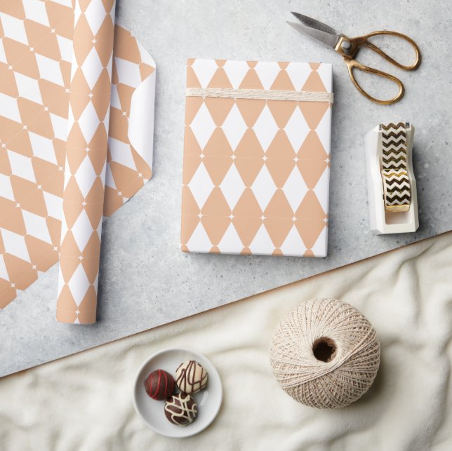 Pink diamond shapes on white wrapping paper (Crafts)