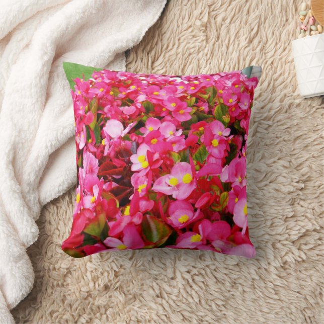 Pink Droplets Of Spring, Begonia, Round Cushion (Blanket)