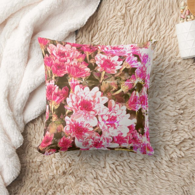Pink Floral Bloom Pattern – Soft Botanical Design Throw Pillow (Blanket)