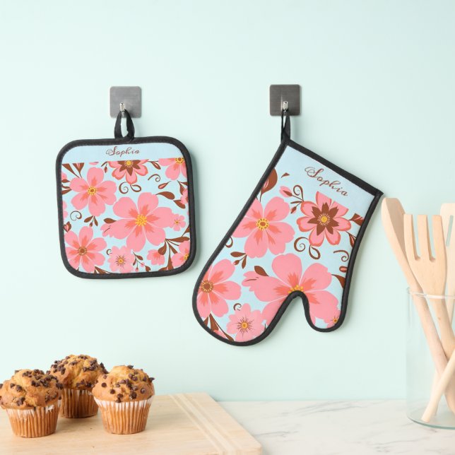 Pink Floral Mood – Pastel Vibes-Retro Flowers Oven Mitt & Pot Holder Set (Insitu(Hanging))