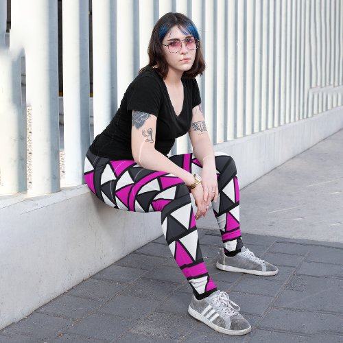 Pink Geo Triangles Capri Leggings