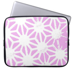 Pink geometric pattern laptop sleeve