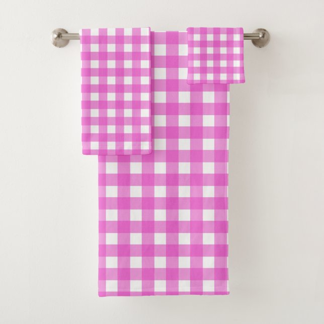 Pink gingham bath towel set (Insitu)