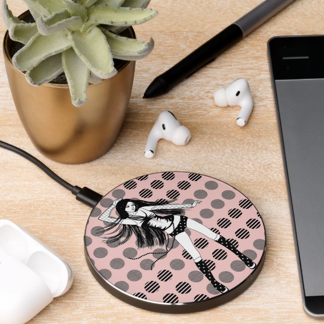 pink girlfriend dancer wireless charger  (Desk 2)