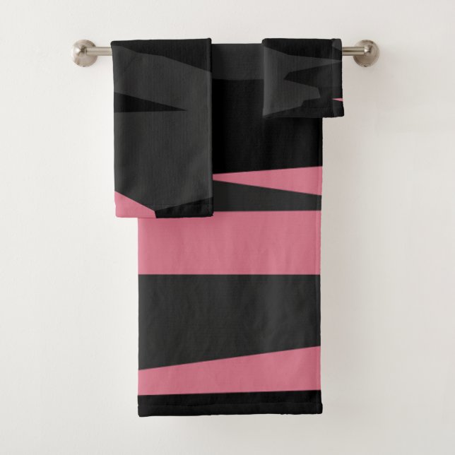 Pink Gray and Black Abstract Bath Towel Set (Insitu)