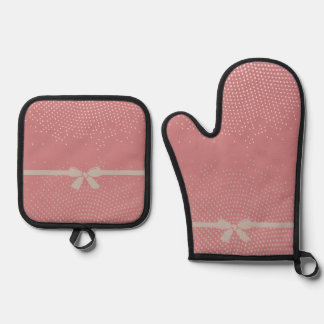 Pink Half-tone  Oven Mitt & Pot Holder Set