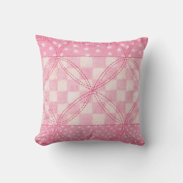 PINK HEART QUILT Square Throw Pillow (Front)