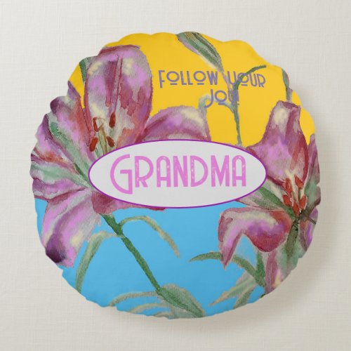 Pink Lily lillies art Grandma Name Decoration Round Pillow