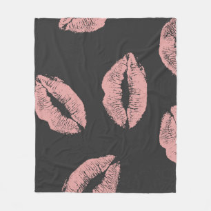 Pink lips kisses, Valentine's day pattern. Fleece Blanket