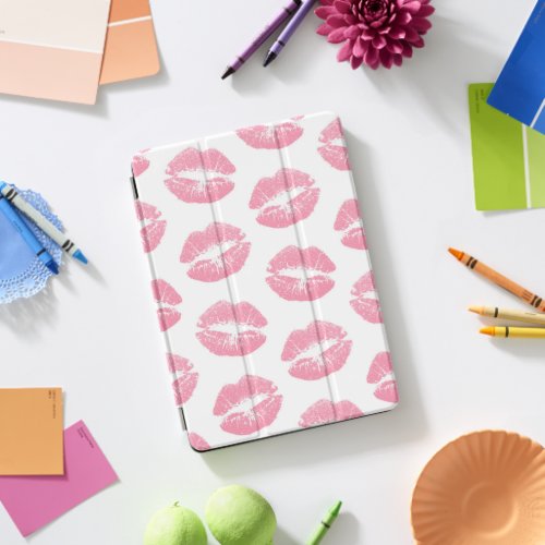 Pink Lips Pattern Of Lips Pink Lipstick Kiss iPad Pro Cover