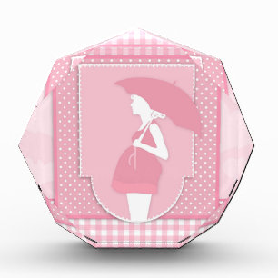 pink maternity award