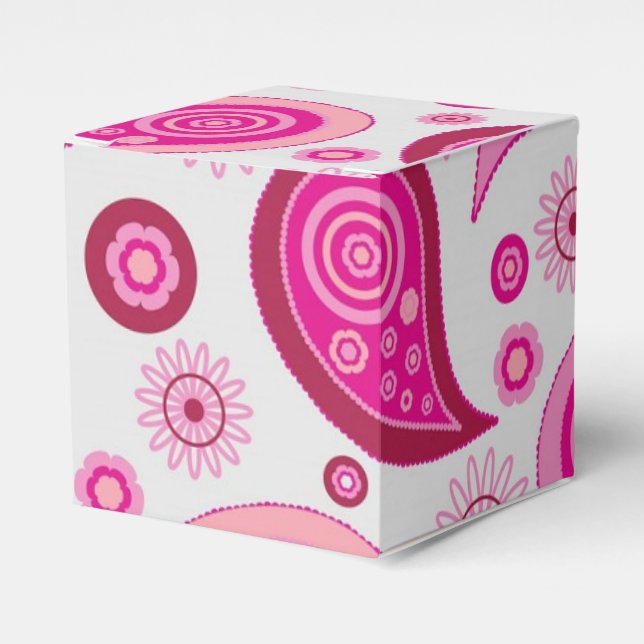 Pink Paisley Pattern Favor Boxes (Front Side)