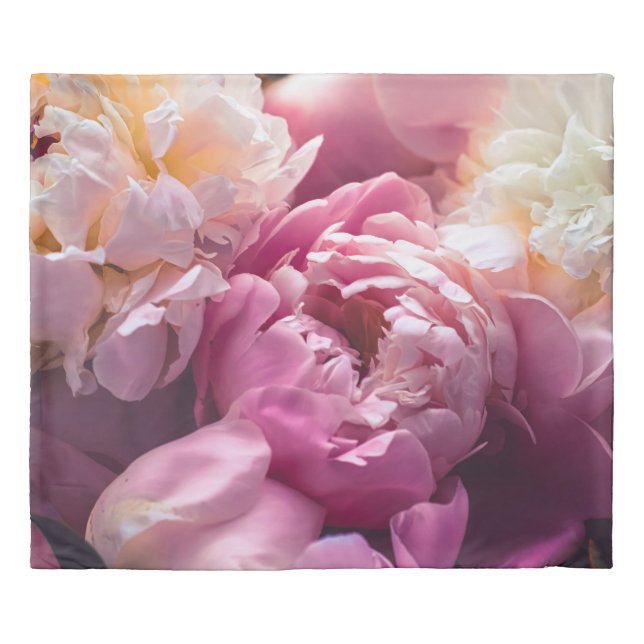 Pink Peonies: Luxurious Floral Art. Duvet Cover (Front)