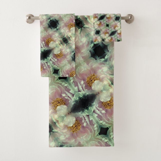 Pink Peony Flower Center Pattern    Bath Towel Set (Insitu)