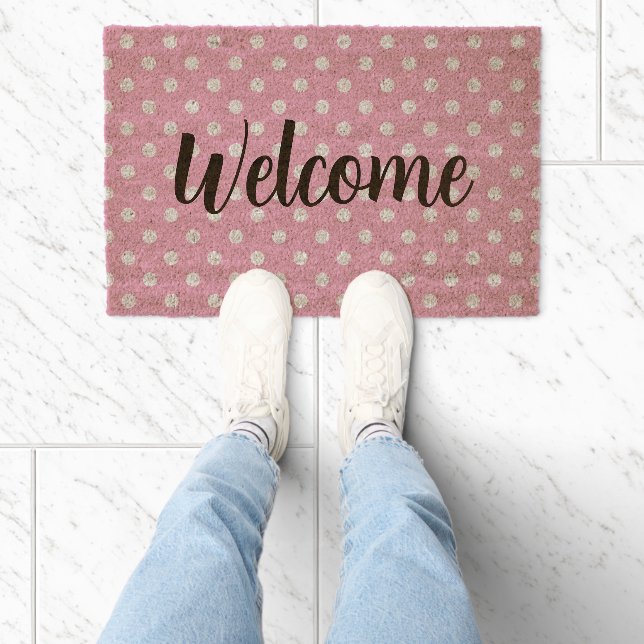 Pink polkadot pattern coco coir fiber doormat (Insitu)