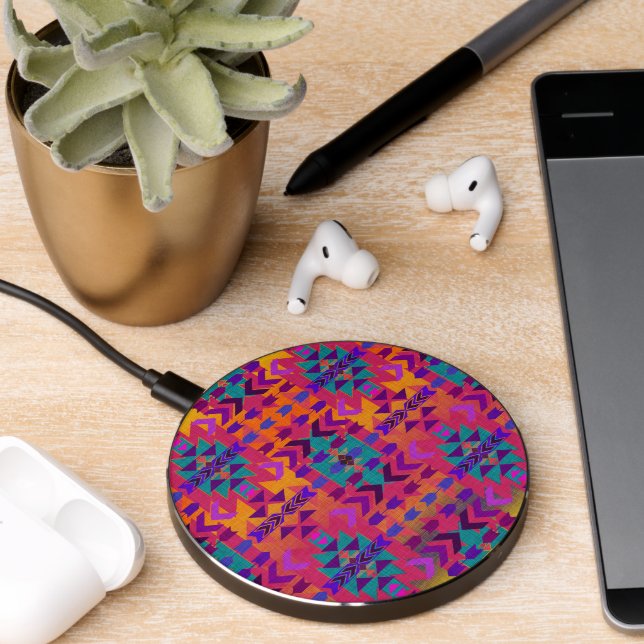 Pink Pretty Southwestern Style Pattern Wireless Charger (Desk 2)