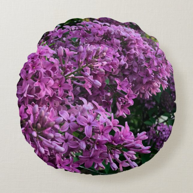 Pink purple lilacs | romantic pink floral photo round pillow (Front)