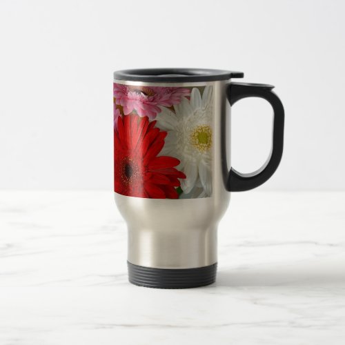 Pink red and white gerber flowers travel mug