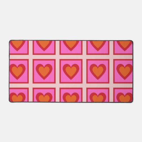 Pink Retro Vintage Checkered Heart Y2K Pattern  Desk Mat
